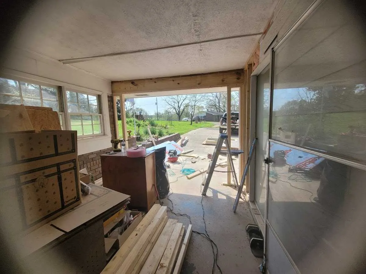 Air movers and dehumidifier for Water Mitigation Services in Meridian